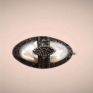 VINTAGE ART DECO 925 STERLING SILVER‎ MOTHER OF PEARL W/ MARCASITE PIN BROOCH